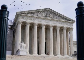 Supreme Court to hear arguments in Trump presidential immunity case on April 25