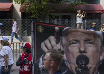 Elon Musk’s pro-Trump super PAC ramps up swing state operations