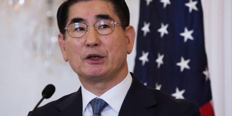 South Korean prosecutors detain ex-defense chief over martial law imposition