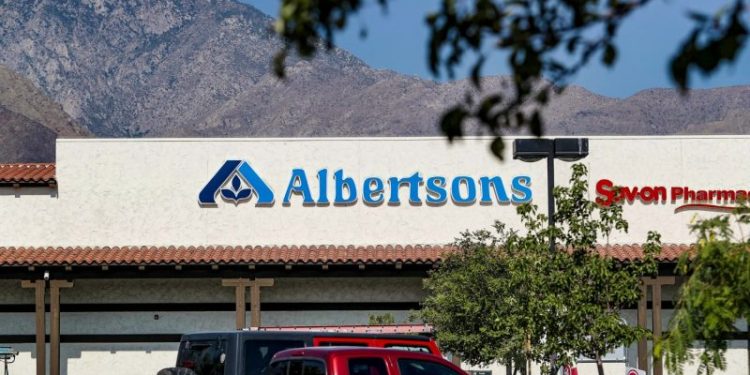 Kroger and Albertsons are spending billions to reward shareholders after their blocked merger