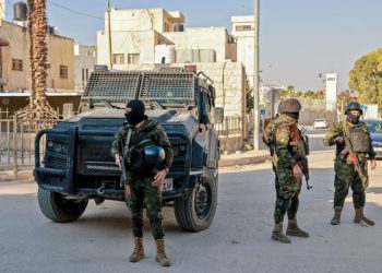 Palestinian Authority unable to dislodge militants in sprawling West Bank camp