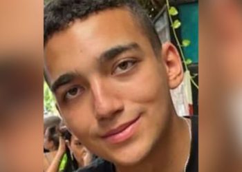 Hamas says it is willing to release US-Israeli hostage and bodies of four dual nationals