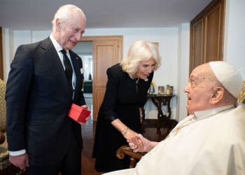King Charles and Queen Camilla pay a surprise visit to recovering Pope Francis during Italy trip