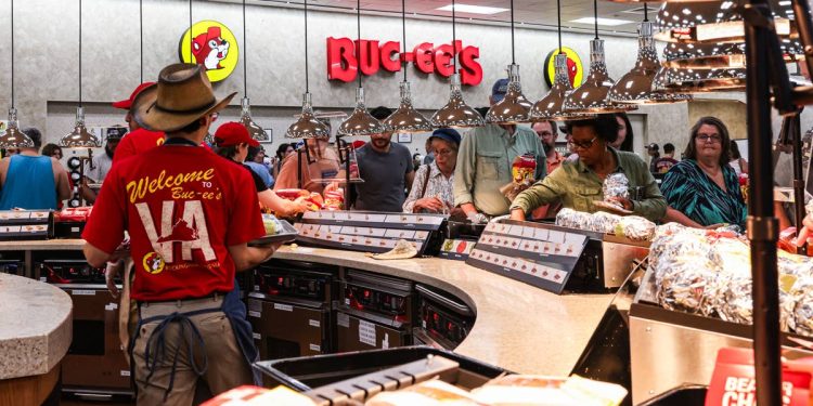 44-year-old gas station chain makes rare closure after 26 years