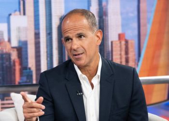 Bed Bath CEO bets on acquisitions to drive future growth