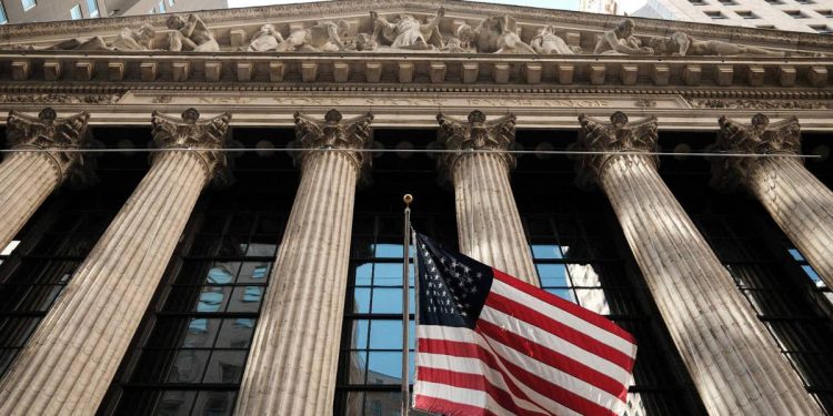 Bessent and Powell send Wall Street’s biggest banks a warning