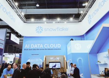 Mizuho resets view on Snowflake stock after CRO change