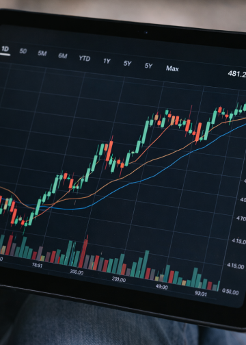 US stocks open higher: Dow jumps 0.4%, Nasdaq edges higher