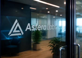 Soaring Astera Labs stock faces a major valuation risk: what next?