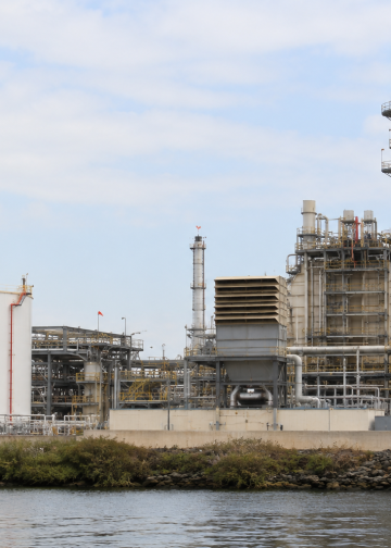 Chevron stock slips despite long-term Microsoft AI power agreement
