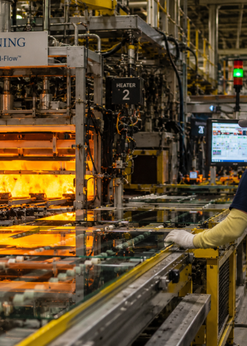 Corning rallies after Amazon taps fiber-optics maker for AI data center expansion