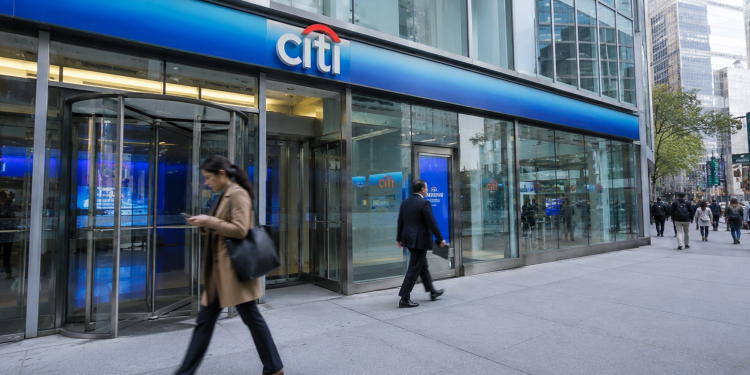 Josh Brown reveals the best bank stock to own heading into Q2 earnings