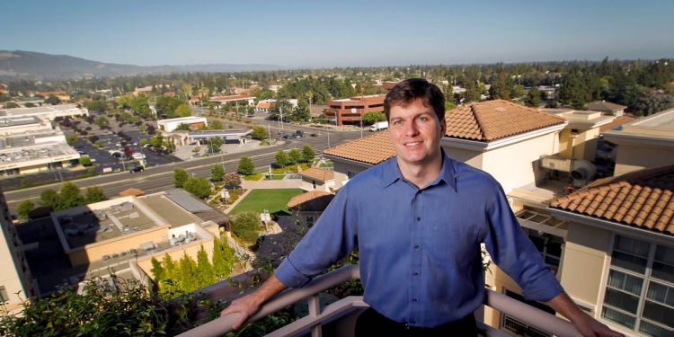 Michael Burry’s newest short reveals what really worries him about AI